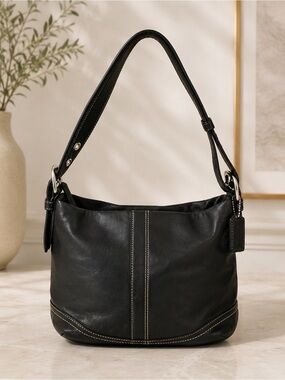 Vintage Y2K Coach Soho Slim Duffle Black Leather Shoulder Crossbody Bag F10938
